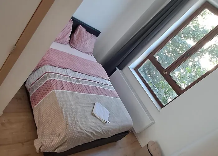 Dans Rue Calme Апартаменты *